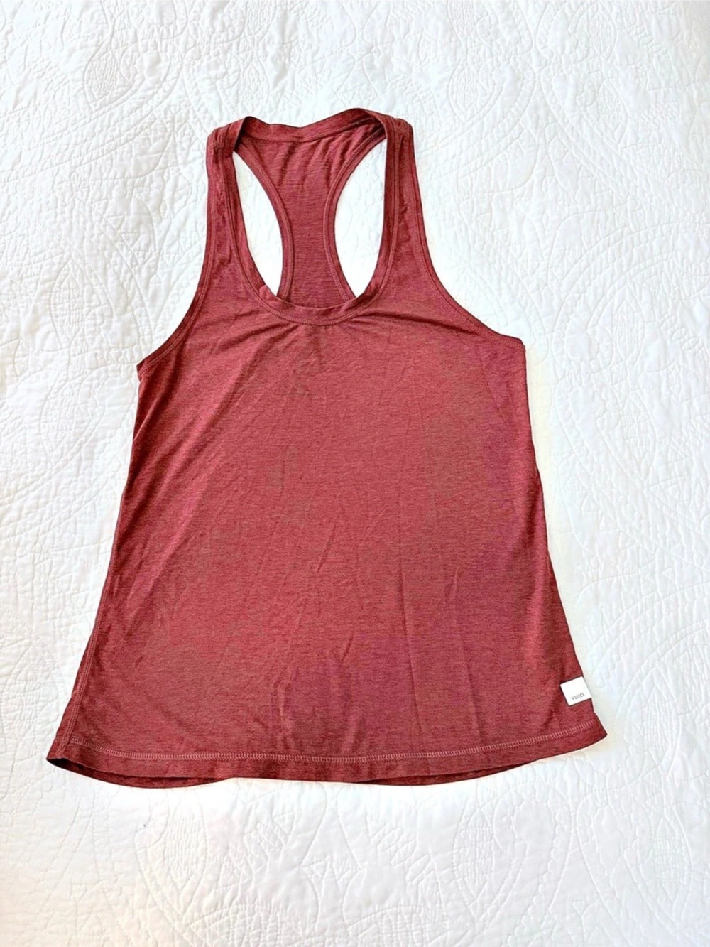 Vuori Energy Racerback Tank Racerback Tank in Burgundy Like New